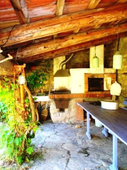 A Bossolasco Con Piscina Holiday home